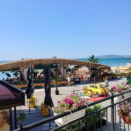 Sea Apartment Maria Balchik Bagian luar foto